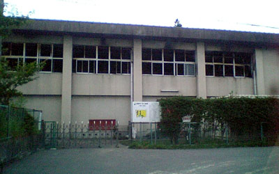 ���쏬�w�Z�̑̈��