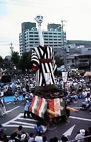 �񂪐L�тāA��������ׁ[