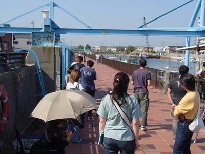 ���P���i�x�c��F���ɂāj