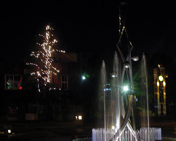 �z�K����